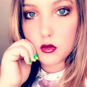 Meet your Posher, Kimberly